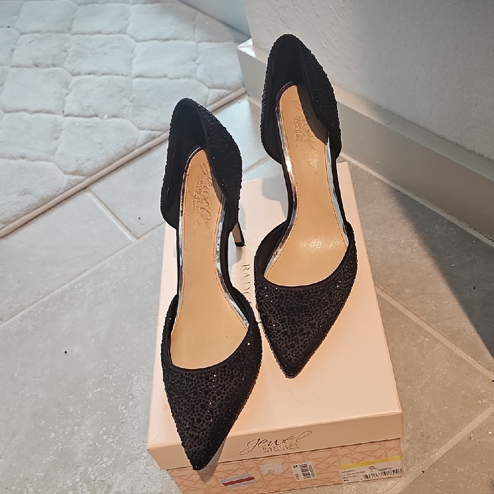 Jewel Badgley Mischka Black D'Orsay Heels